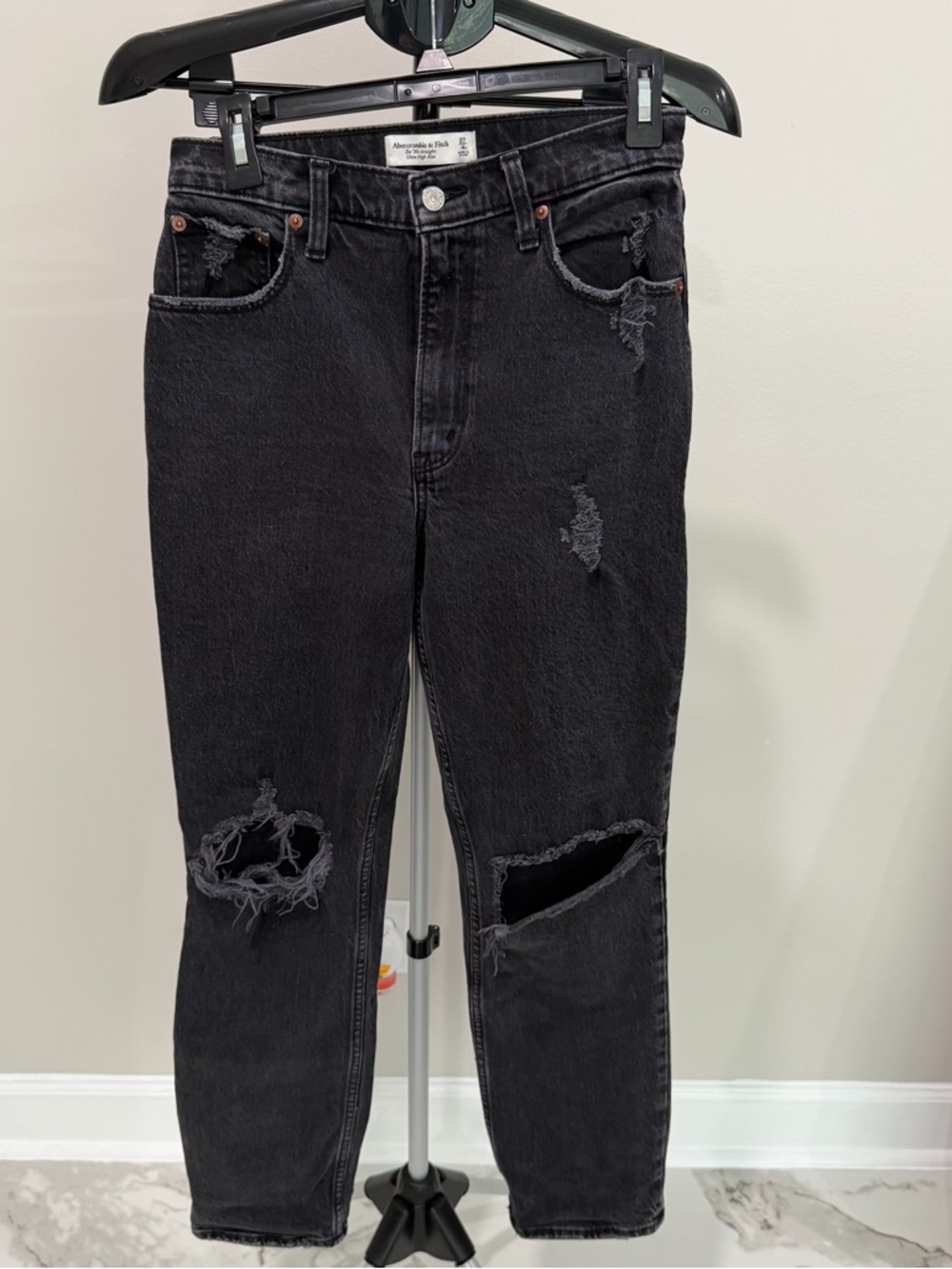 Abercrombie & Fitch Black Ripped High-Rise Jeans